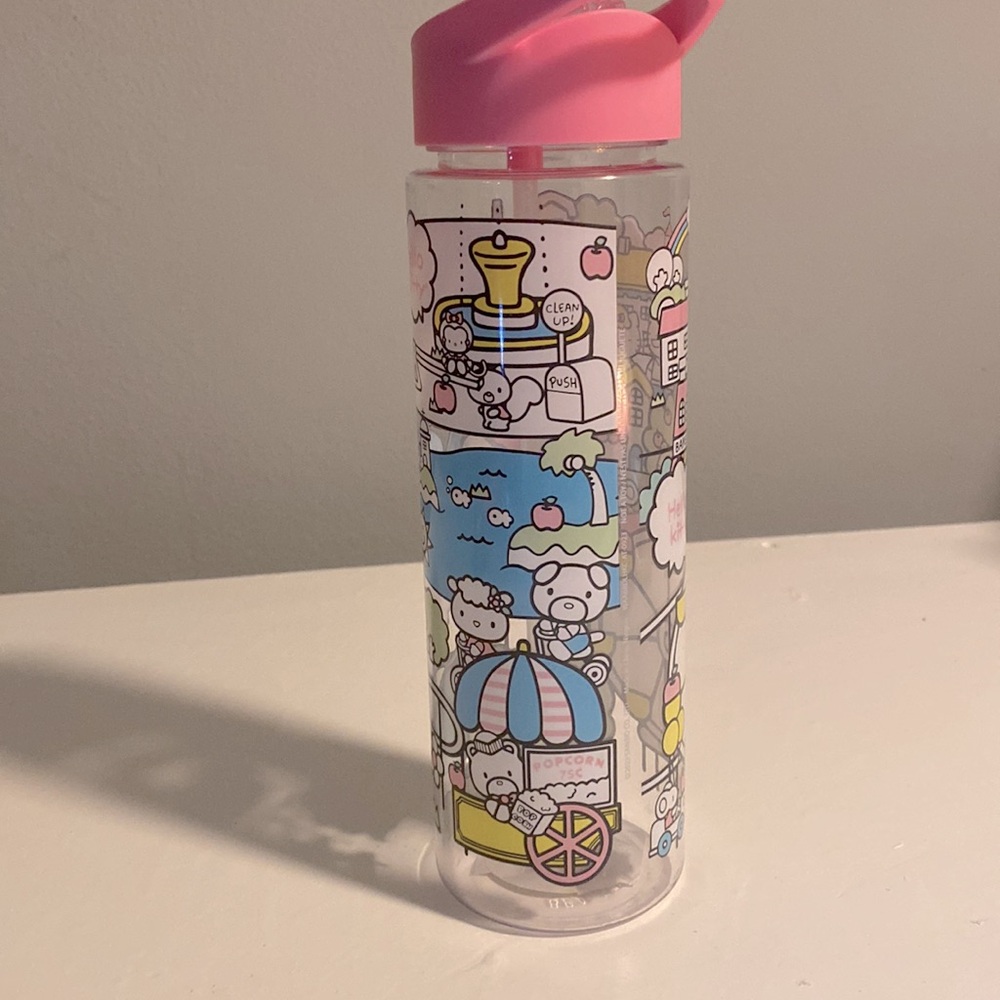 2/$20 Hello Kitty Drink Bottle - Picture 4 of 4